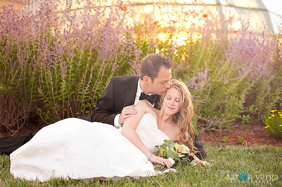 nic sarah2 - Sneak Peek! Sarah + Nic | Schenley Park Cafe Wedding Photos