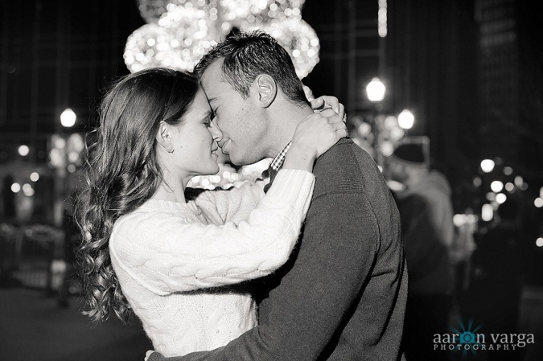 AVP 11 12 AVP JessicaDave 468 thumb(pp w768 h511) - Jessica + Dave | Christmas Engagement Photos