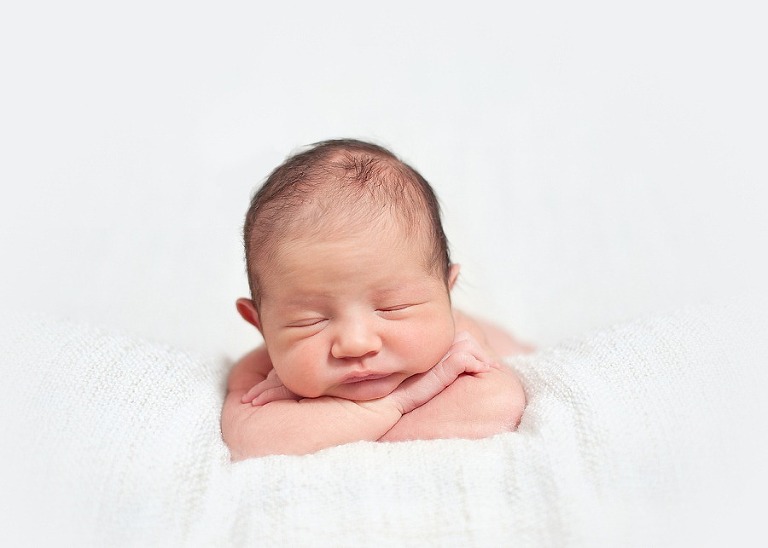 DSC 2725 Edit thumb(pp w768 h548) - Newborn Safety | Behind the Scenes | Pittsburgh Newborn Photographer