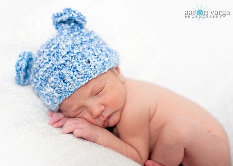 DSC 2752 Edit thumb(pp w768 h548) - Gabriel | Pittsburgh Newborn Photographer