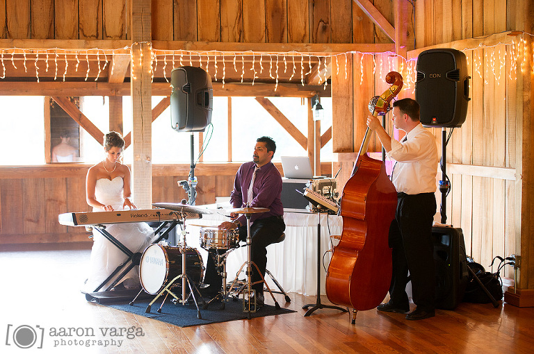 Betsys Barn Wedding Photographer 22(pp w768 h510) - Claire + Bruno | Cheeseman Farm Wedding Photos
