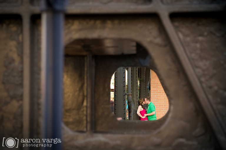 Station Square Engagement Session 031(pp w768 h510) - Molly + Dan | Mt. Washington Engagement Photos