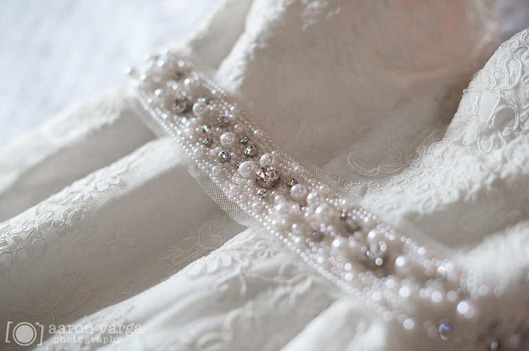02 Pittsburgh Wedding Dress Belt(pp w768 h510) - Best of 2012: Dresses