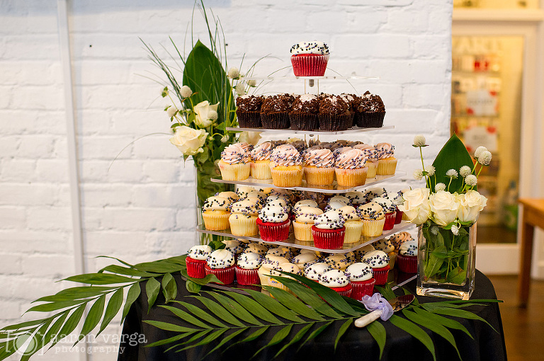 12 Pittsburgh Wedding Cupkaes(pp w768 h510) - Best of 2012: Cakes