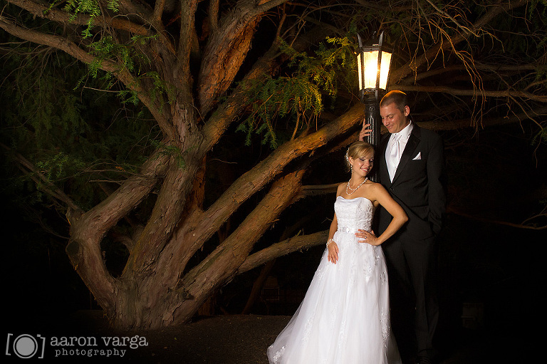 15 Off Camera Lighting Wedding 2(pp w768 h511) - Best of 2012: End of the Night Portraits