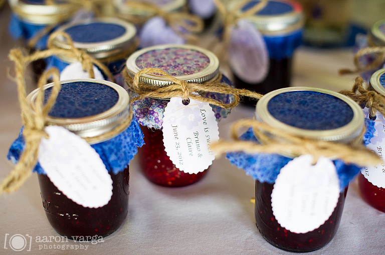 22 Jam Wedding Guest Favors(pp w768 h510) - Best of 2012: Reception and Details