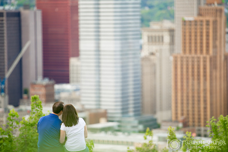 06 Pittsburgh Skyline Photography(pp w768 h511) - Michelle + Marc | Grandview Park Engagement Photos