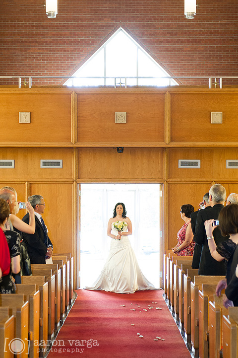 07 Pittsburgh Wedding Bride(pp w480 h721) - Grand Hall Priory Wedding
