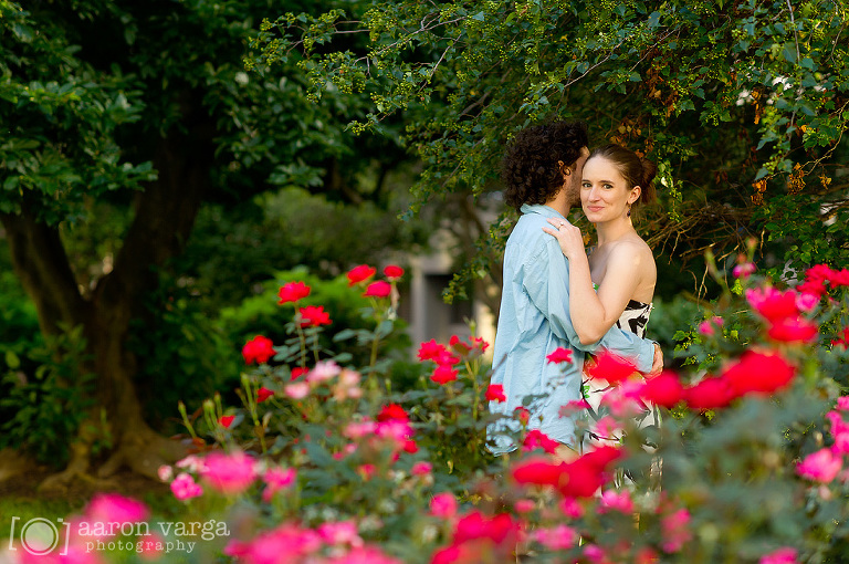 03 Downtown Pittsburgh(pp w768 h510) - Jamie + Jon | Point State Park Engagement Photos