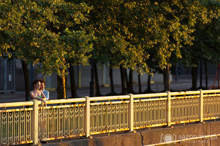 23 city of bridges(pp w768 h510) - Jamie + Jon | Point State Park Engagement Photos