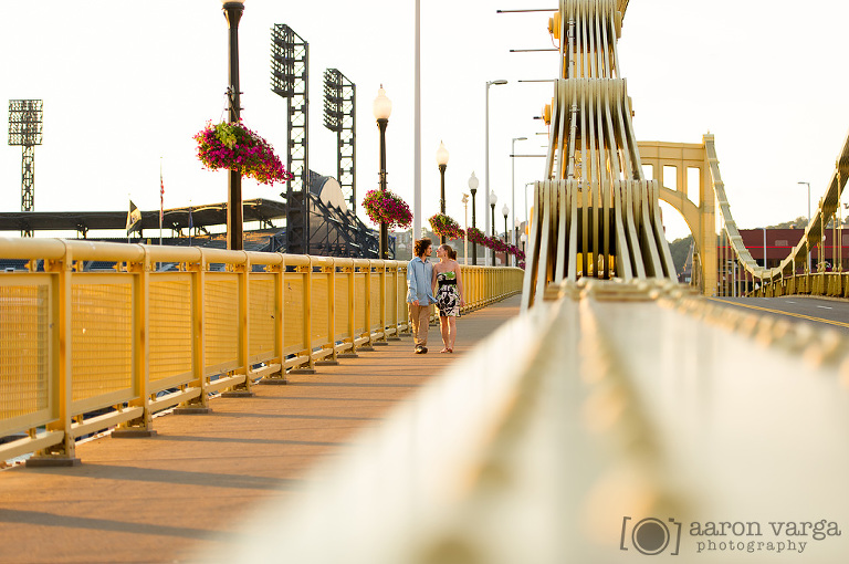 28 walking on Clemente bridge(pp w768 h510) - Jamie + Jon | Point State Park Engagement Photos