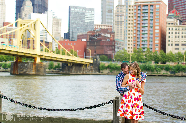 03 engagement photos in the city(pp w768 h510) - Carolyn + Mark | North Side Engagement Photos