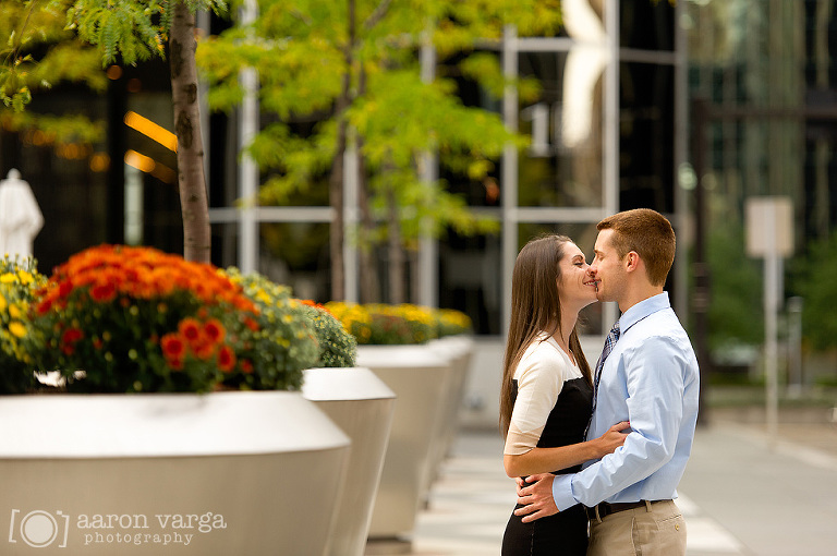 01 PPG Plaza(pp w768 h510) - Jackie + Zach | PPG Plaza Engagement Photos