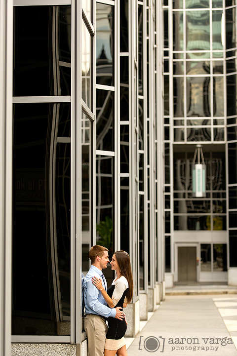 04 PPG Downtown Pittsburgh(pp w480 h721) - Jackie + Zach | PPG Plaza Engagement Photos