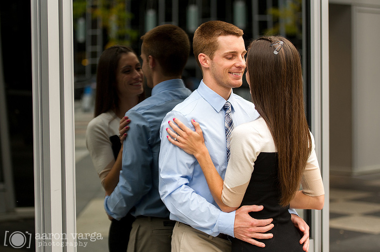 05 PPG plaza engagement photos(pp w768 h510) - Jackie + Zach | PPG Plaza Engagement Photos