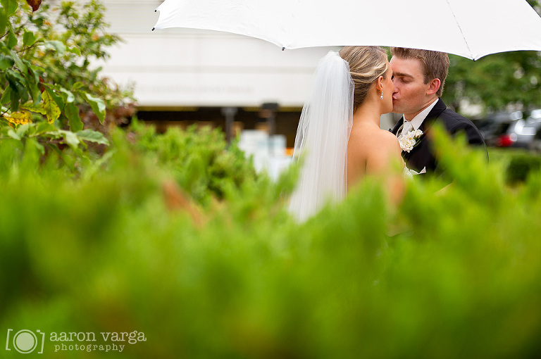 22 bride groom downtown(pp w768 h510) - Kyrstin + Ben | Renaissance Hotel Wedding Photos