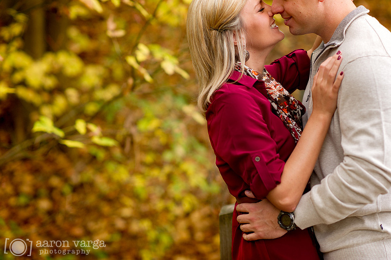 06 autumn engagement photos(pp w768 h510) - Kylie + Kevin | Peters Lake Park Engagement Photos