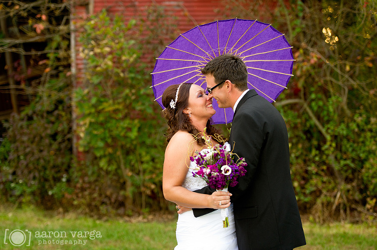20 bride groom parasol autumn(pp w768 h510) - Brittney + Mike | Burgettstown Wedding Photos