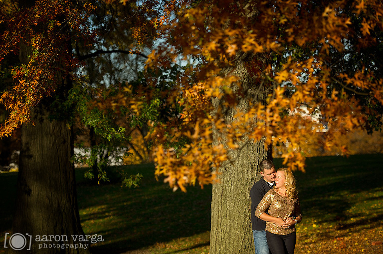 19 pittsburgh in the fall(pp w768 h510) - Jennifer + Paul | Mellon Park Engagement Photos