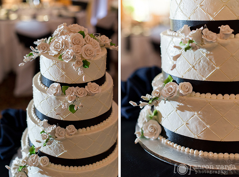 02 ivory wedding cake(pp w768 h570) - Best of 2013: Cakes