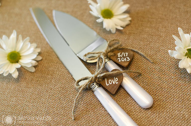 07 burlap wedding details(pp w768 h510) - Best of 2013: Cakes