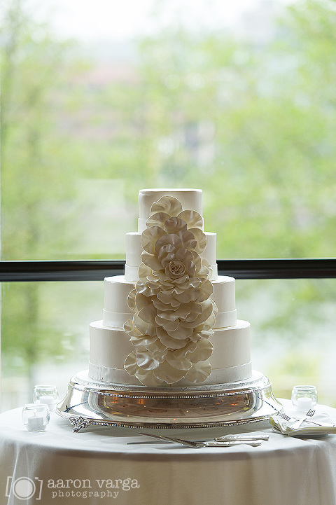 08 wedding cake floral fondant(pp w480 h721) - Best of 2013: Cakes