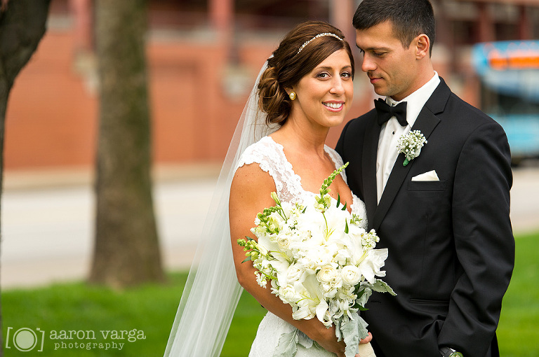 15 bride groom station square(pp w768 h510) - DoubleTree Hotel Greentree Wedding