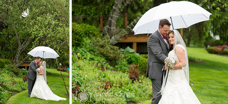 20 umbrella wedding photo(pp w768 h351) - Kristina + Andy | Lingrow Farm Wedding Photos