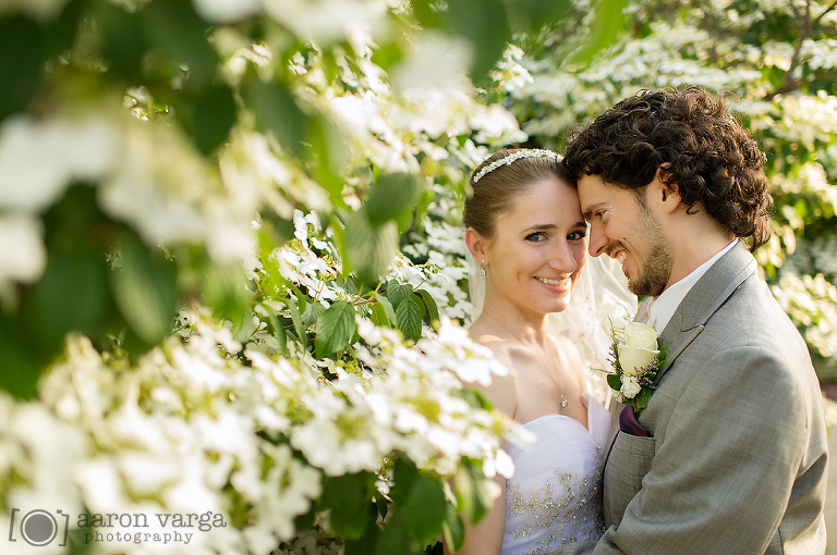 24 wedding photos at the pittsburgh national aviary(pp w768 h510) - National Aviary Wedding