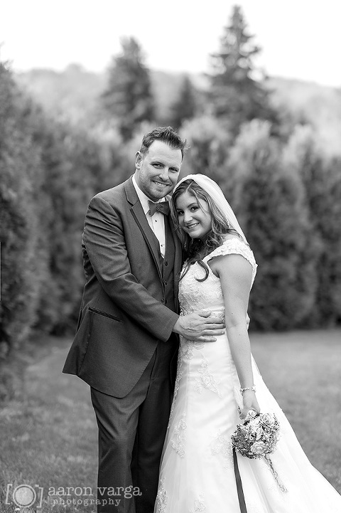 26 wedding portrait(pp w480 h721) - Kristina + Andy | Lingrow Farm Wedding Photos