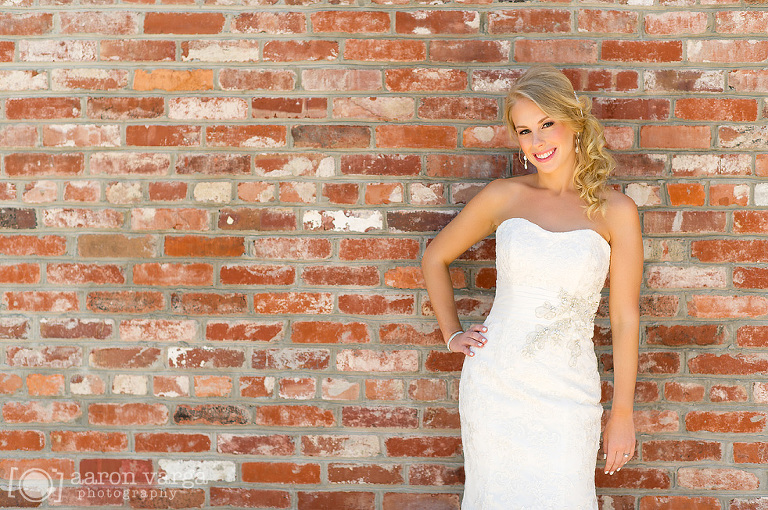 09 bridal portrait pose(pp w768 h510) - J Verno Studios Wedding