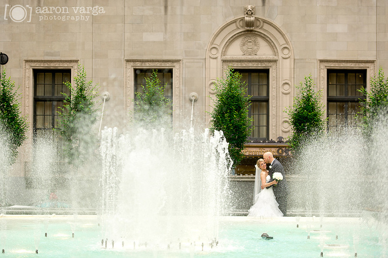 36 downtown pittsburgh water fountain(pp w768 h510) - Erin + Vince | Omni William Penn Hotel Wedding Photos
