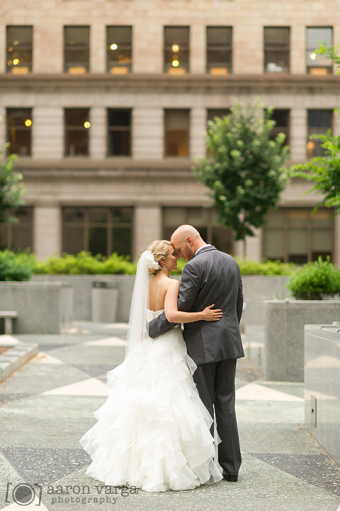 40 downtown urban wedding(pp w480 h720) - Erin + Vince | Omni William Penn Hotel Wedding Photos