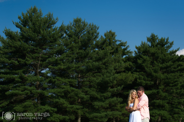 04 engagement photos at settlers cabin park(pp w768 h510) - Mallory + Mark | Settlers Cabin Park and North Shore Engagement Photos