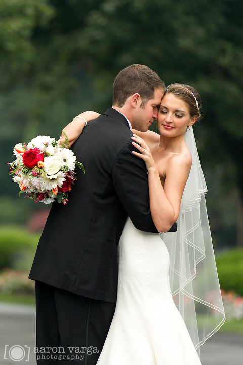 20 bride groom portrait rain(pp w480 h720) - Shannopin Country Club Wedding