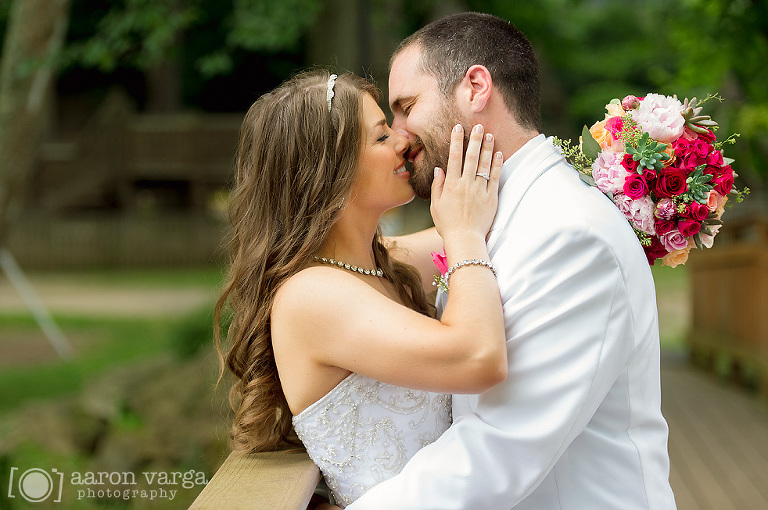 25 romantic wedding photo(pp w768 h510) - Laura + Max | Mayernik Center Wedding Photos