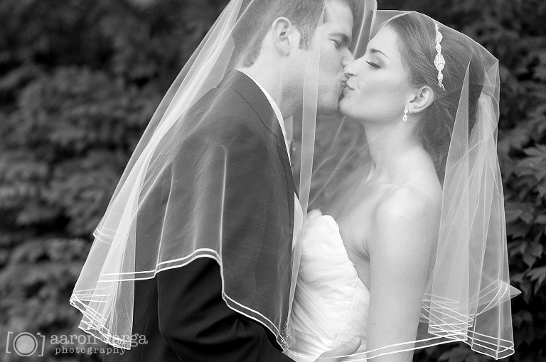 29 shannopin country club wedding in sewickley(pp w768 h510) - Shannopin Country Club Wedding