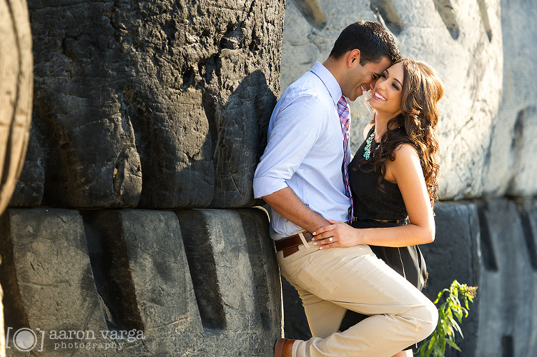 02 strip district engagement photo(pp w768 h511) - Anita + Anand | Strip District and Schenley Park Engagement Photos