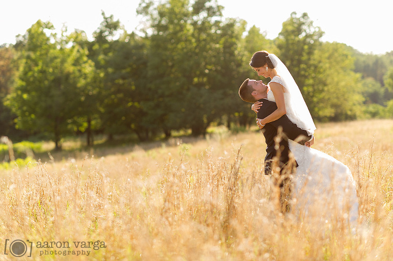 32 sunset field(pp w768 h510) - Hilton Garden Inn Southpointe Wedding