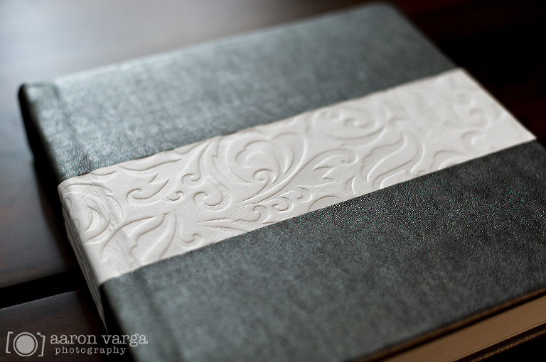 01 best wedding album(pp w768 h510) - Silver and White Leather Flush Mount Wedding Album