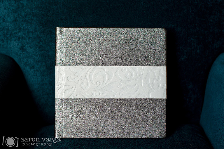 05 finao saturday night special(pp w768 h510) - Silver and White Leather Flush Mount Wedding Album