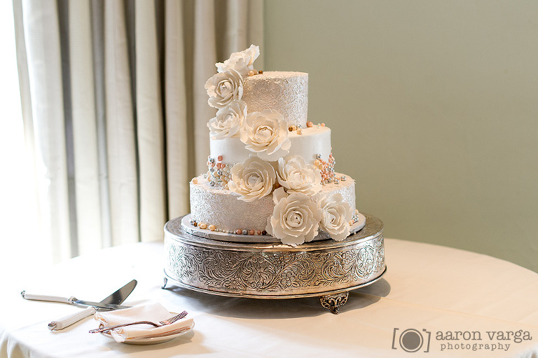 40 longue vue club wedding cake1(pp w768 h511) - Alyse + James | Longue Vue Club Wedding Photos