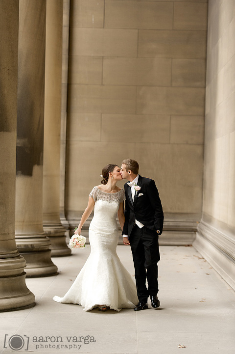 22 mellon institute pillars(pp w480 h721) - University Club Wedding