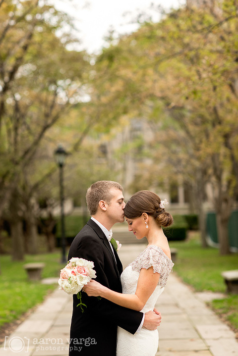 26 fall heinz chapel wedding(pp w480 h719) - University Club Wedding