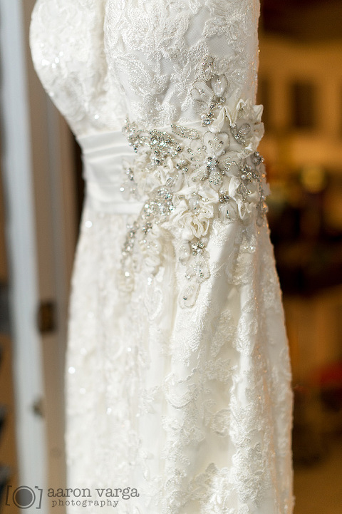 06 detailed wedding dress with jewelry(pp w480 h721) - Best of 2014: Dresses
