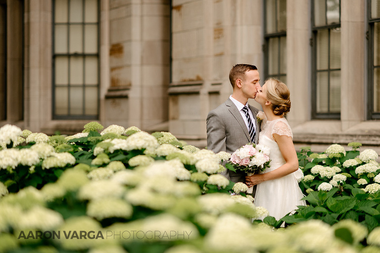 33 pitt university cathedral(pp w768 h512) - Wyndham Pittsburgh University Center Wedding