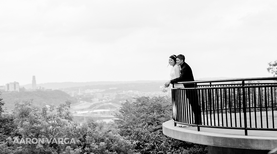 25 mt washington overlook - Alisha + Andrew | LeMont Wedding Photos