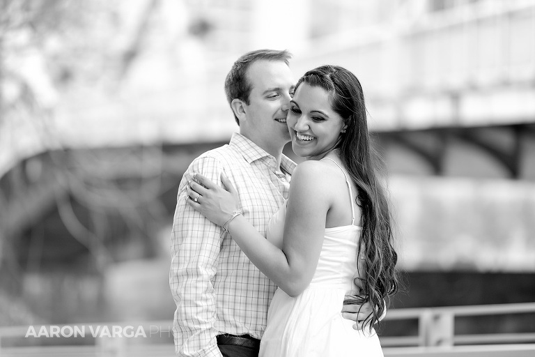 04 north shore path engagement(pp w768 h512) - Simi + Will | Downtown and North Shore Engagement Photos