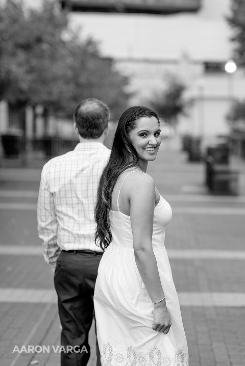 19 pnc park 3 rivers engagement(pp w480 h718) - Simi + Will | Downtown and North Shore Engagement Photos