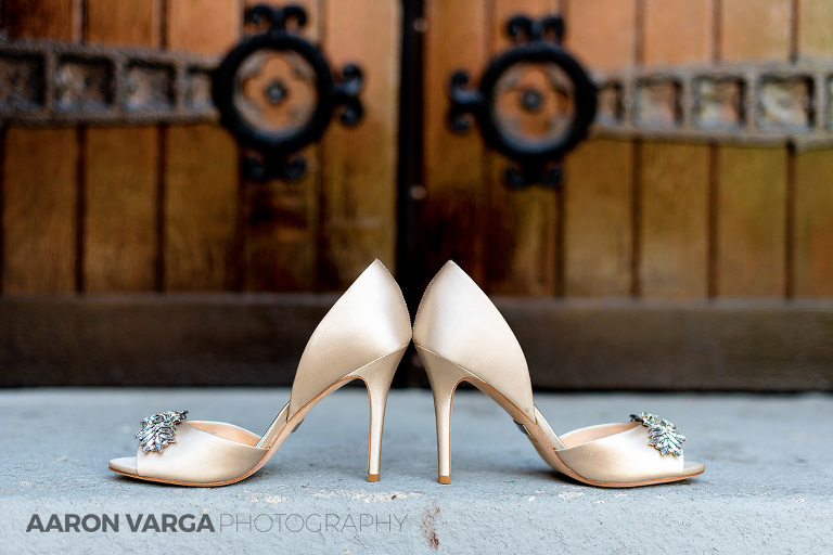 03 badgley mischka wedding shoes(pp w768 h512) - Chloe + Jared | Oakmont Country Club Wedding Photos